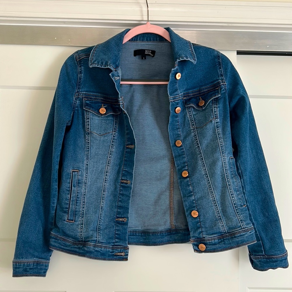 1822 Denim Jacket